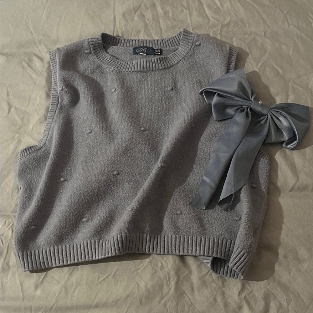 Blue Sleeveless Vest Sweater & FREE Bow